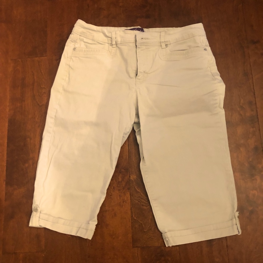 Sz 12 Gloria Vanderbilt Skimmers